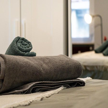 San Salvario - Appartamento Al Valentino A Due Passi Dal Centro Di Torino Luaran gambar